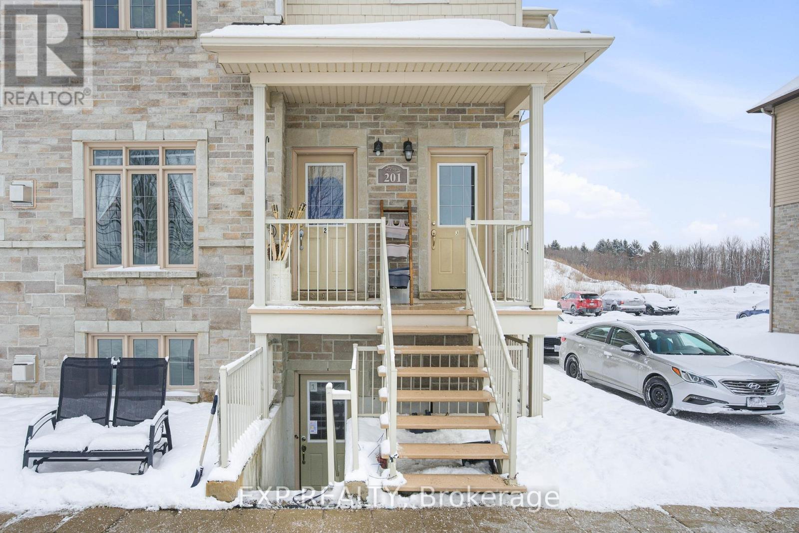#3 201 BOURDEAU BOULEVARD - 3