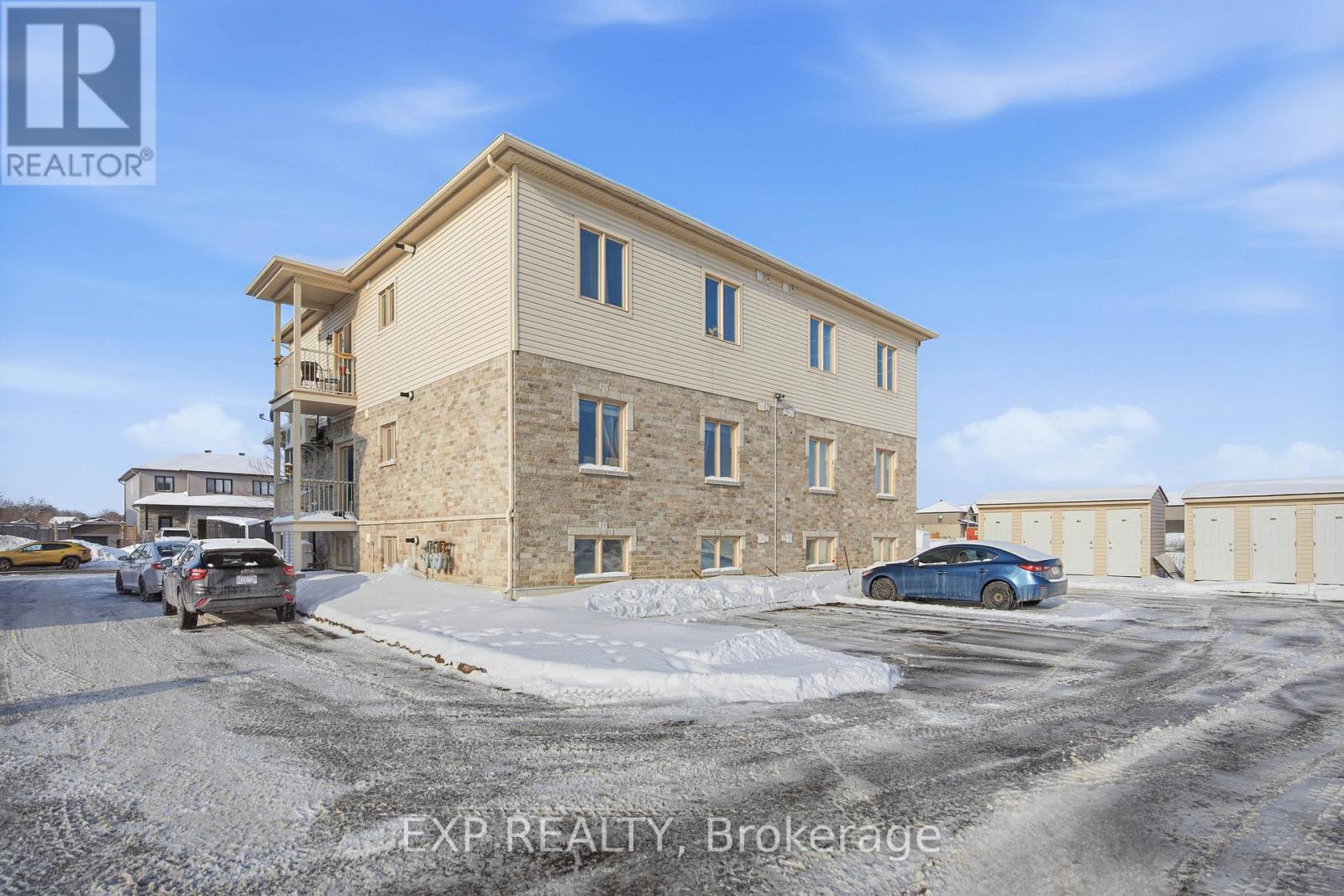 #3 201 BOURDEAU BOULEVARD - 4
