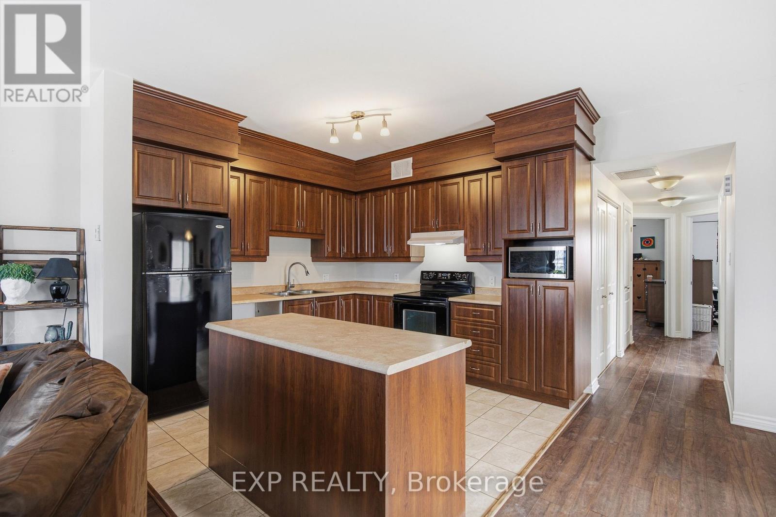 #3 201 BOURDEAU BOULEVARD - 6