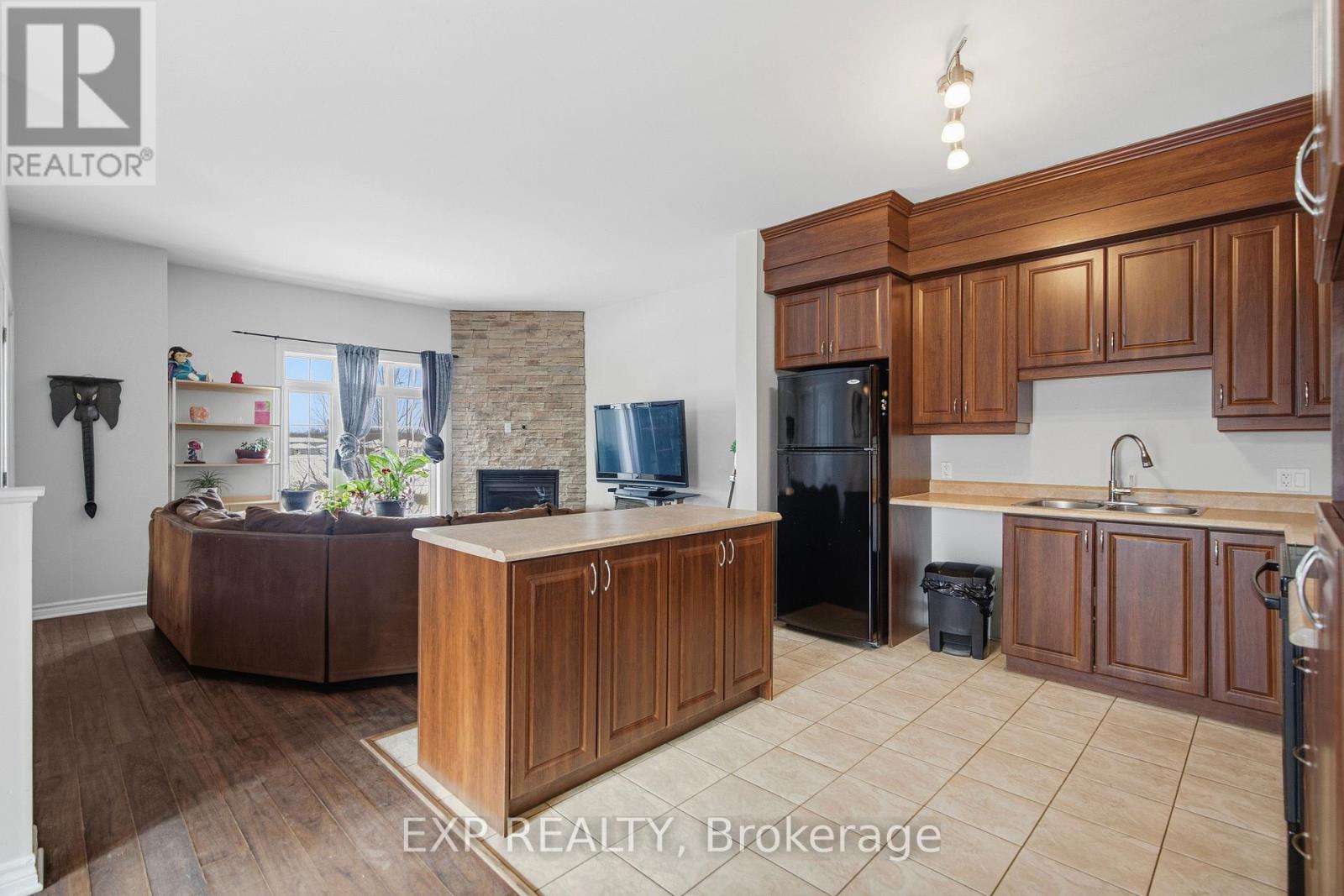 #3 201 BOURDEAU BOULEVARD - 7