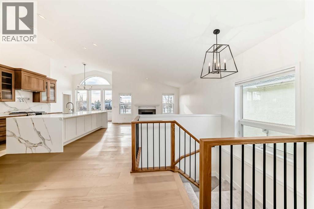 161 West Creek Pond - Photo 3 of 44, Chestermere, Alberta