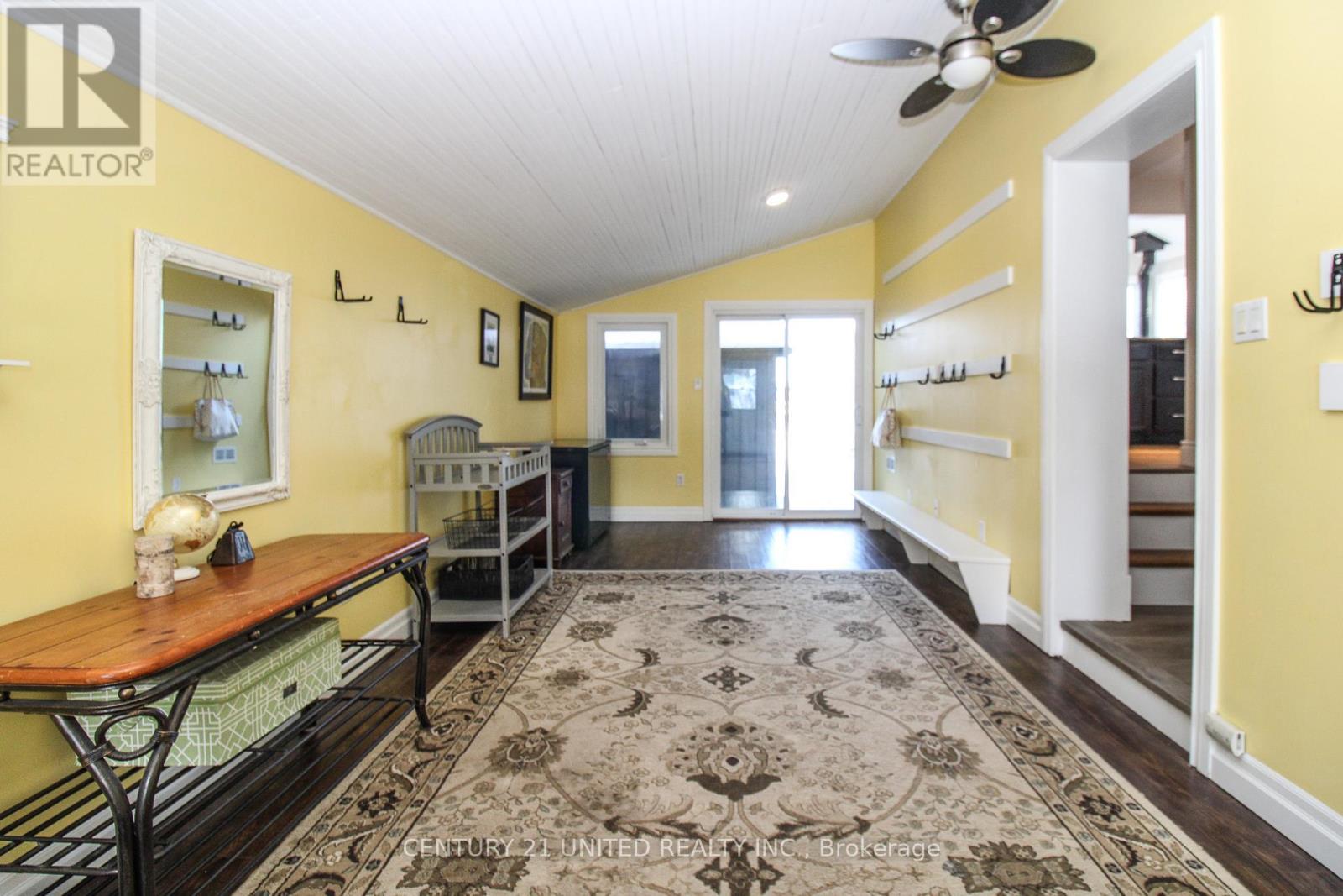 1203 EDMISON DRIVE - Photo 5 of 48, Peterborough (Northcrest Ward 5), Ontario