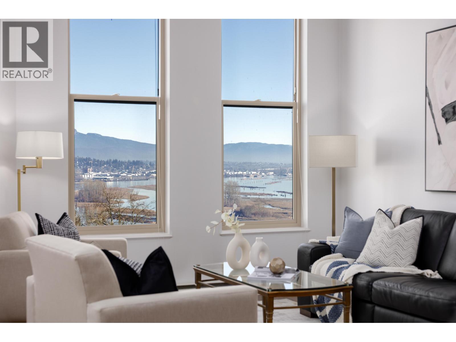 404 265 ROSS DRIVE - Photo 2 of 25, New Westminster, British Columbia