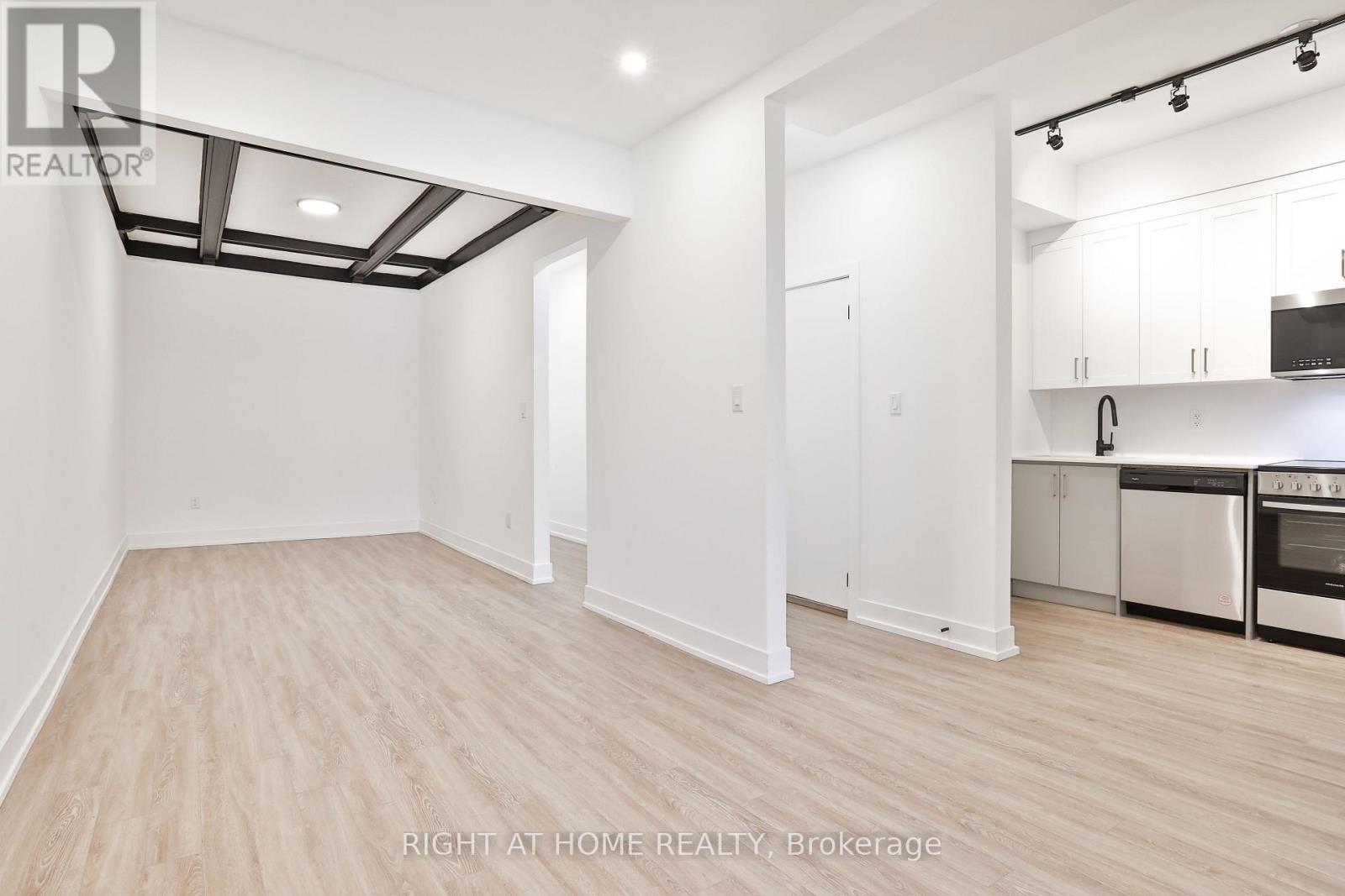 2F - 554 COLLEGE STREET - Photo 3 of 12, Toronto (Palmerston-Little Italy), Ontario