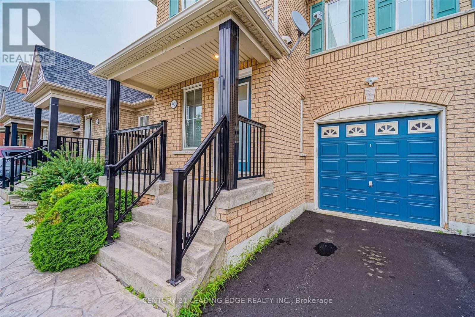 90 CARPENDALE CRESCENT - Photo 3 of 40, Ajax (Northeast Ajax), Ontario