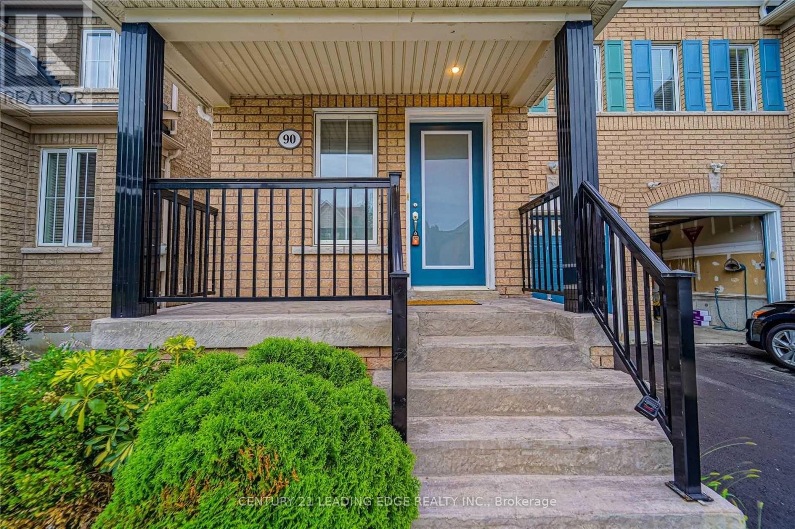 90 CARPENDALE CRESCENT - Photo 4 of 40, Ajax (Northeast Ajax), Ontario