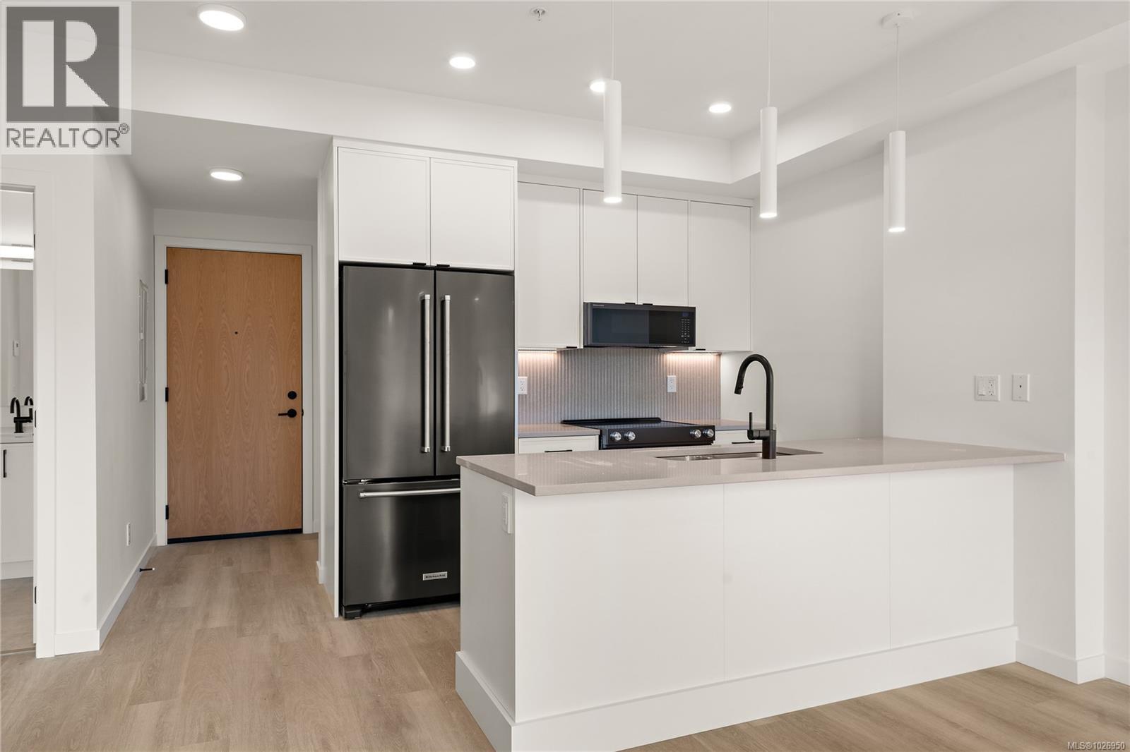 308 1102 Esquimalt Road, Esquimalt