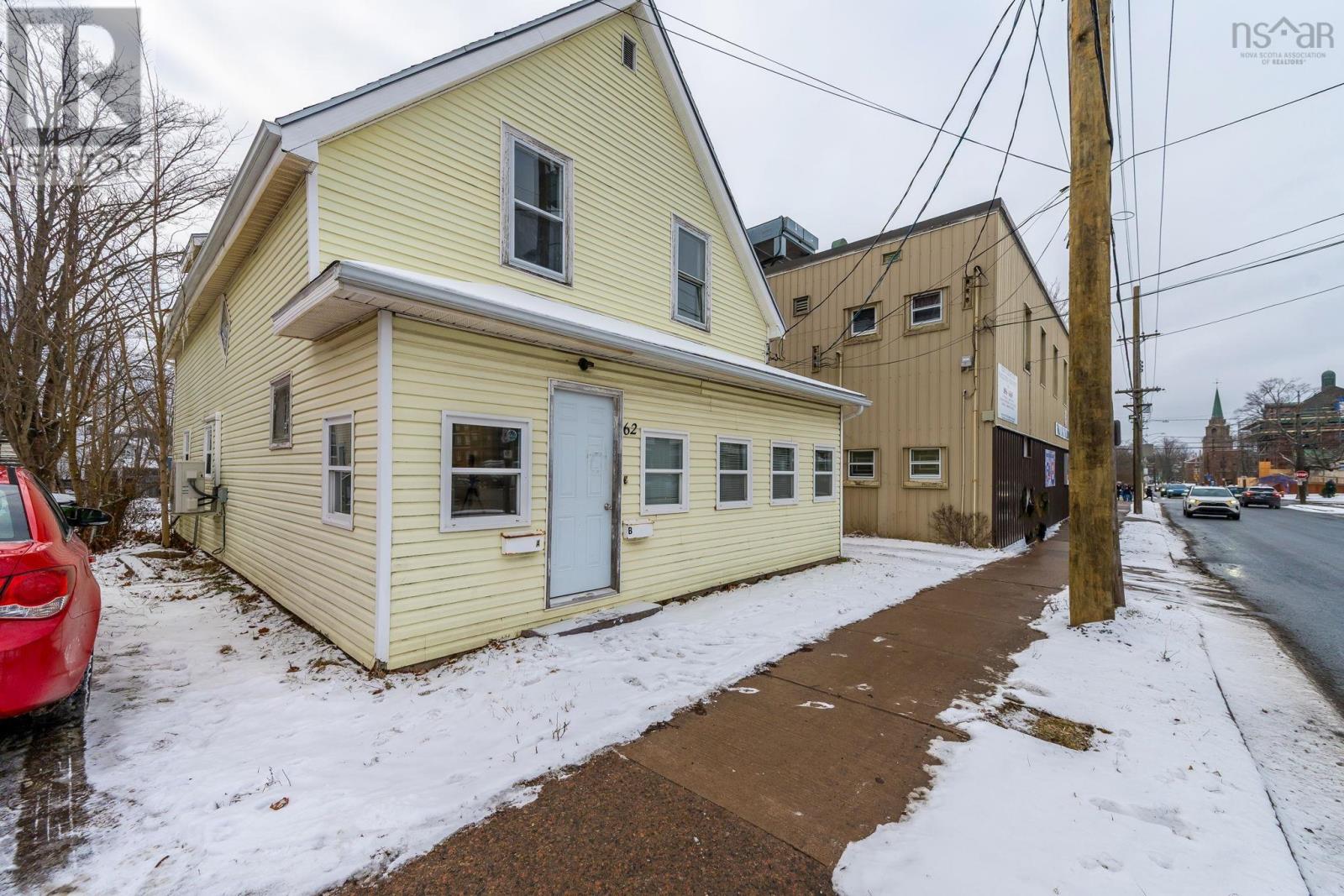 Property 36 of 49 of 62 Young Street