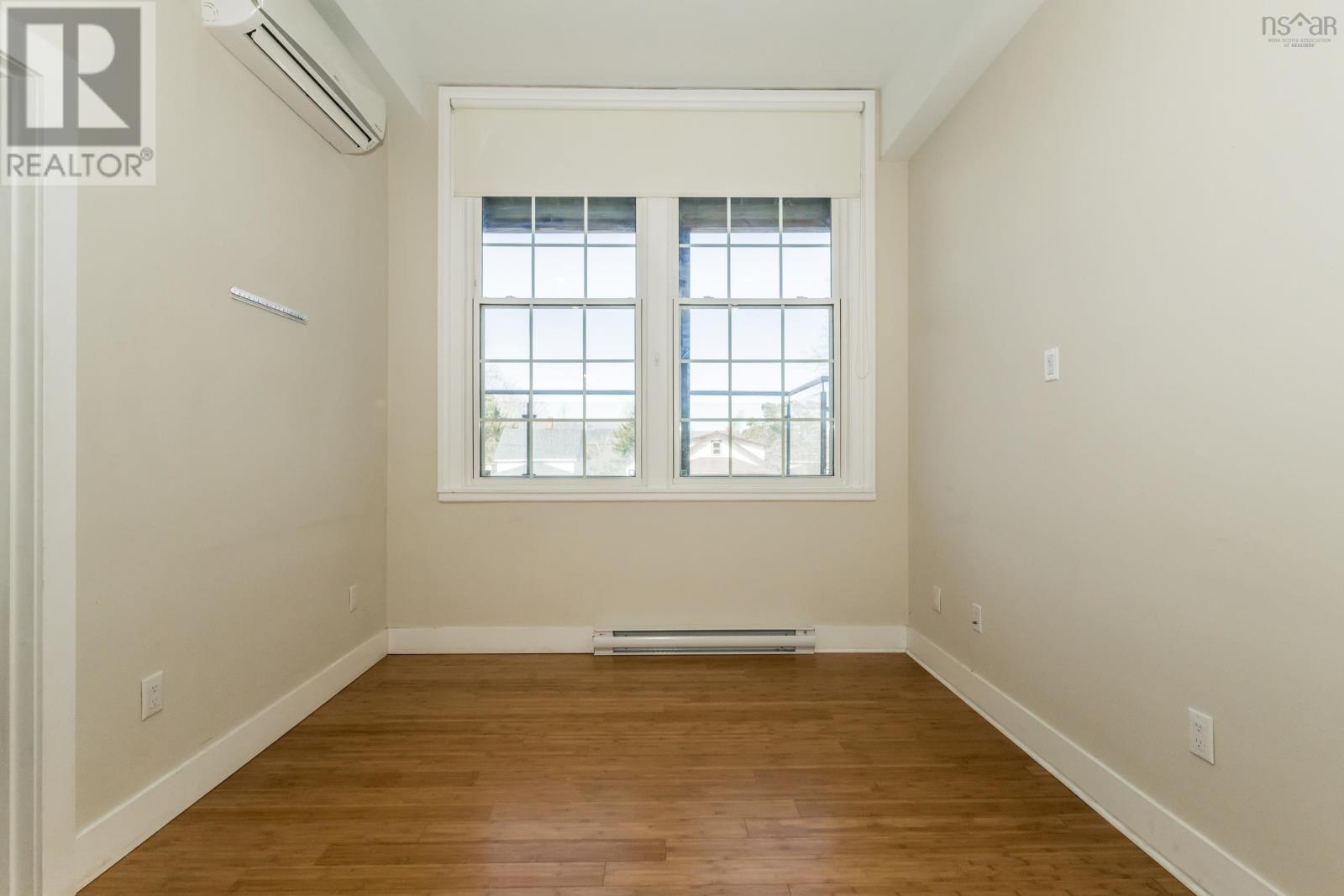 Property 13 of 33 of 209 151 Ritchie Street