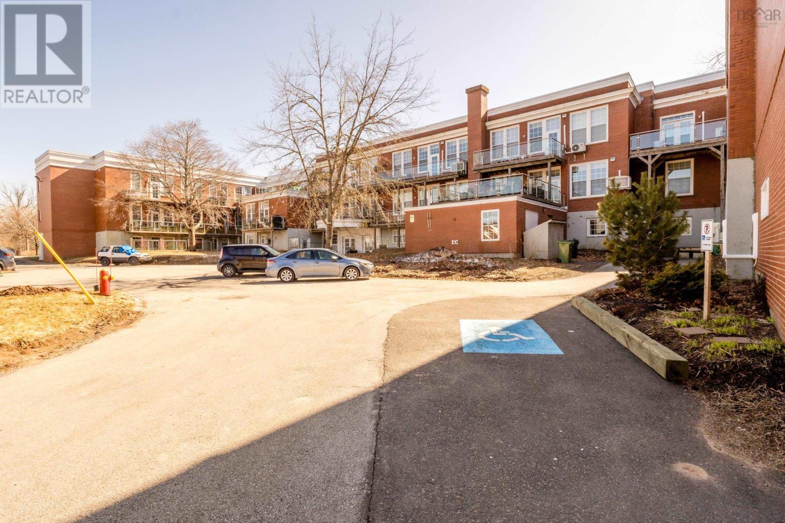 Property 29 of 33 of 209 151 Ritchie Street