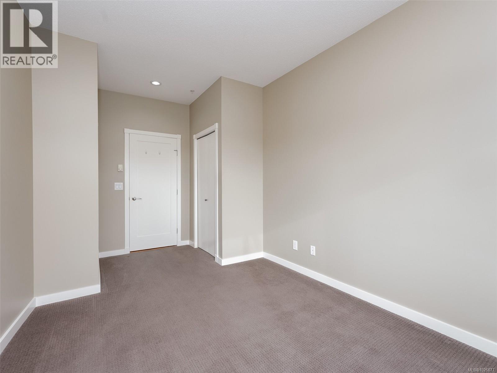 #404 611 BROOKSIDE RD - 26