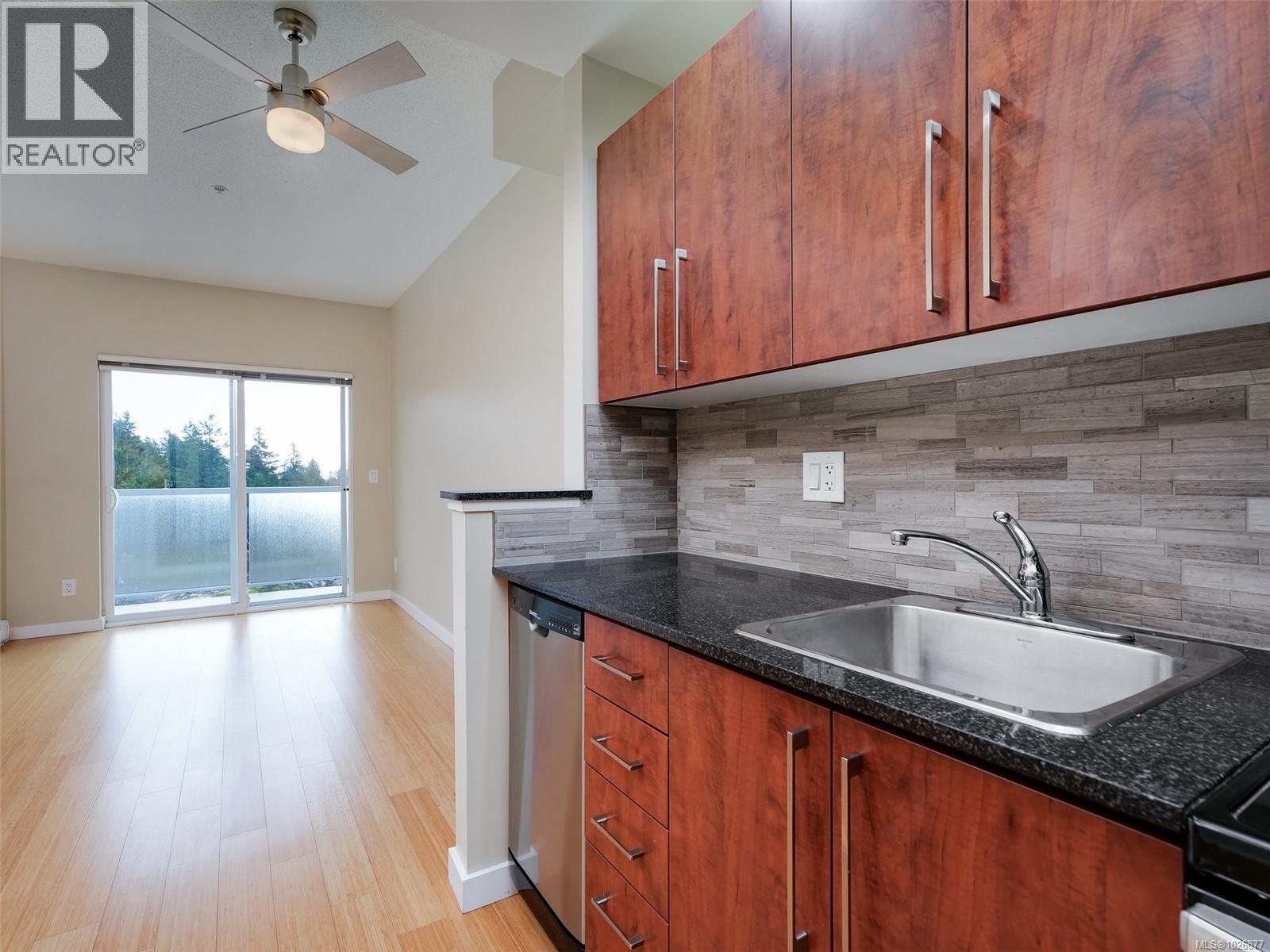 #404 611 Brookside Rd - 25