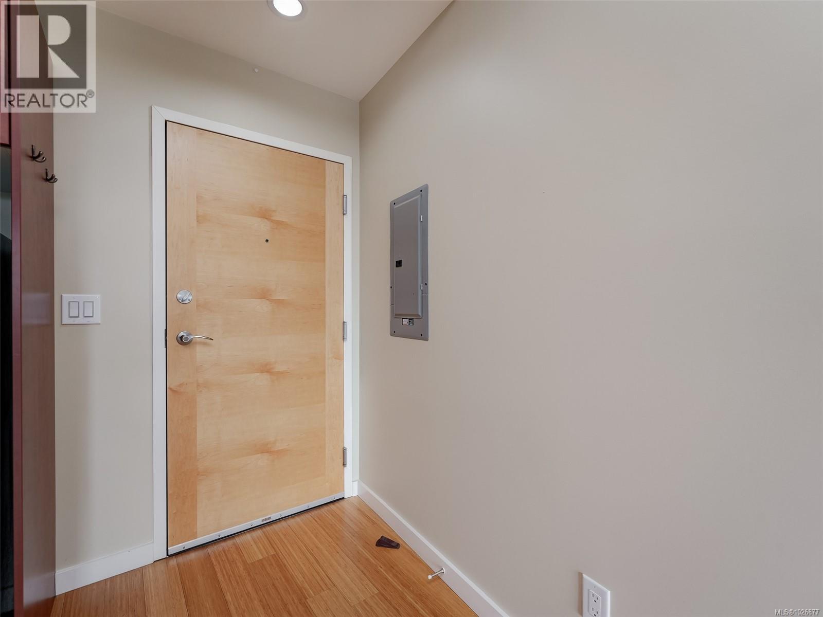 #404 611 BROOKSIDE RD - 30