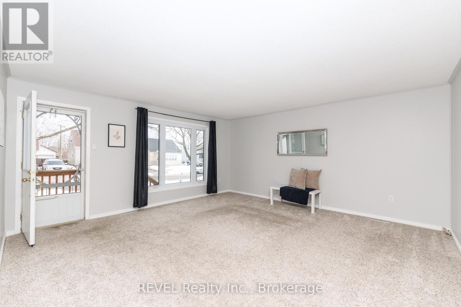 60 NELLES ROAD - Photo 5 of 31, Welland (Lincoln/Crowland), Ontario