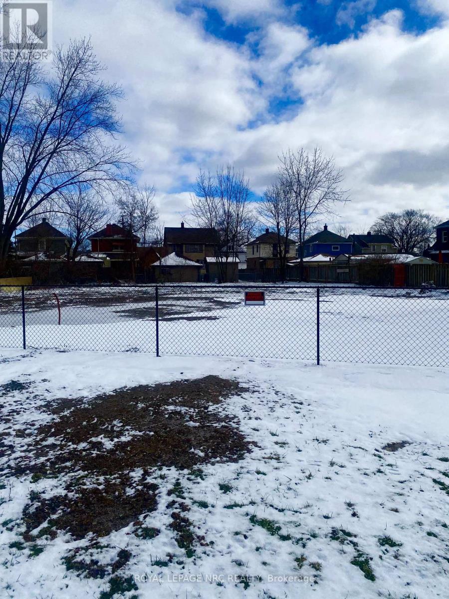 45 RIVERSIDE DRIVE - Photo 3 of 5, Welland (Broadway), Ontario