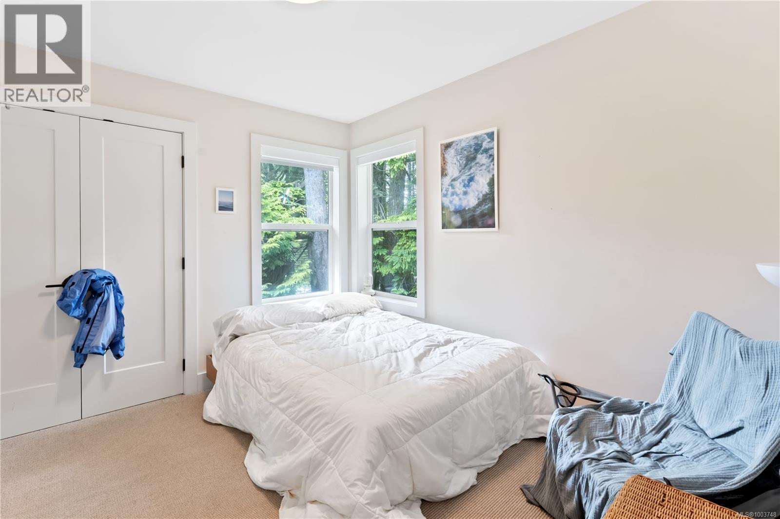 19 625 Hellesen Dr, Tofino