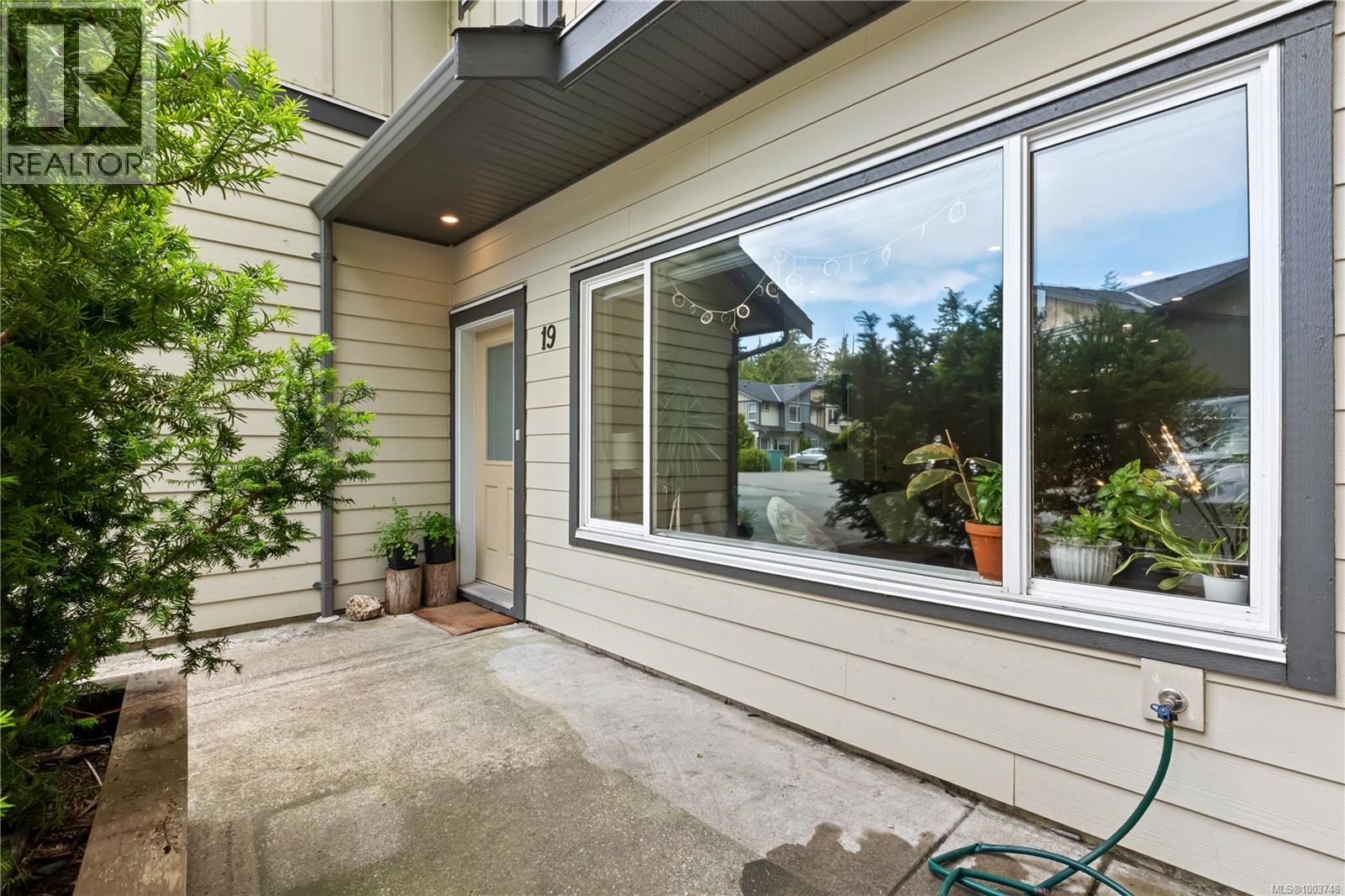 19 625 Hellesen Dr, Tofino