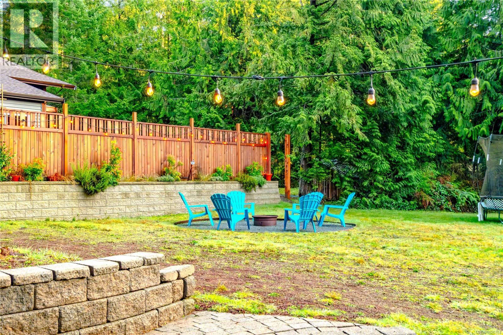 375 Baylis Rd, Qualicum Beach