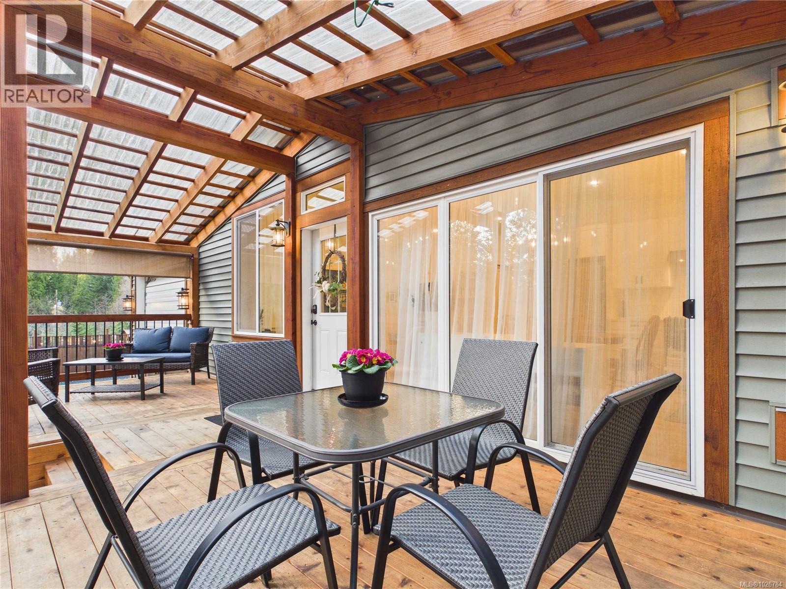 375 Baylis Rd, Qualicum Beach