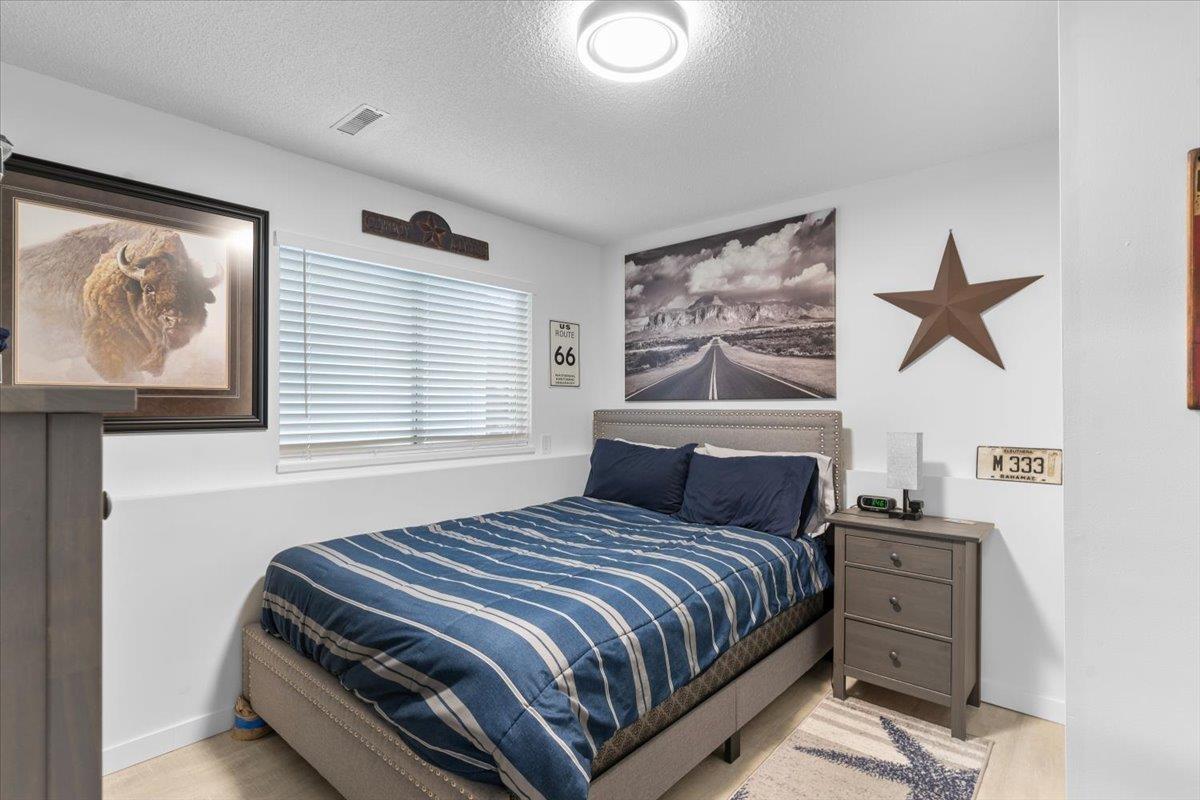 965 KEIL STREET, White Rock