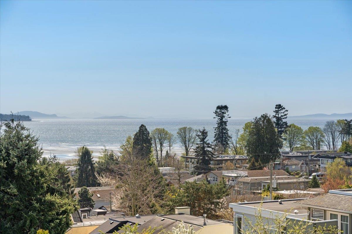 965 KEIL STREET, White Rock