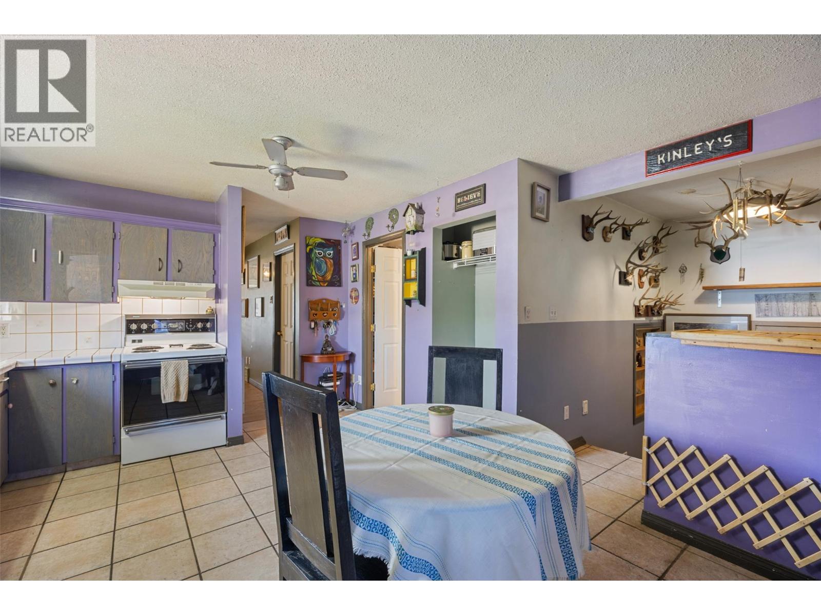  2287 Granite Avenue, Merritt