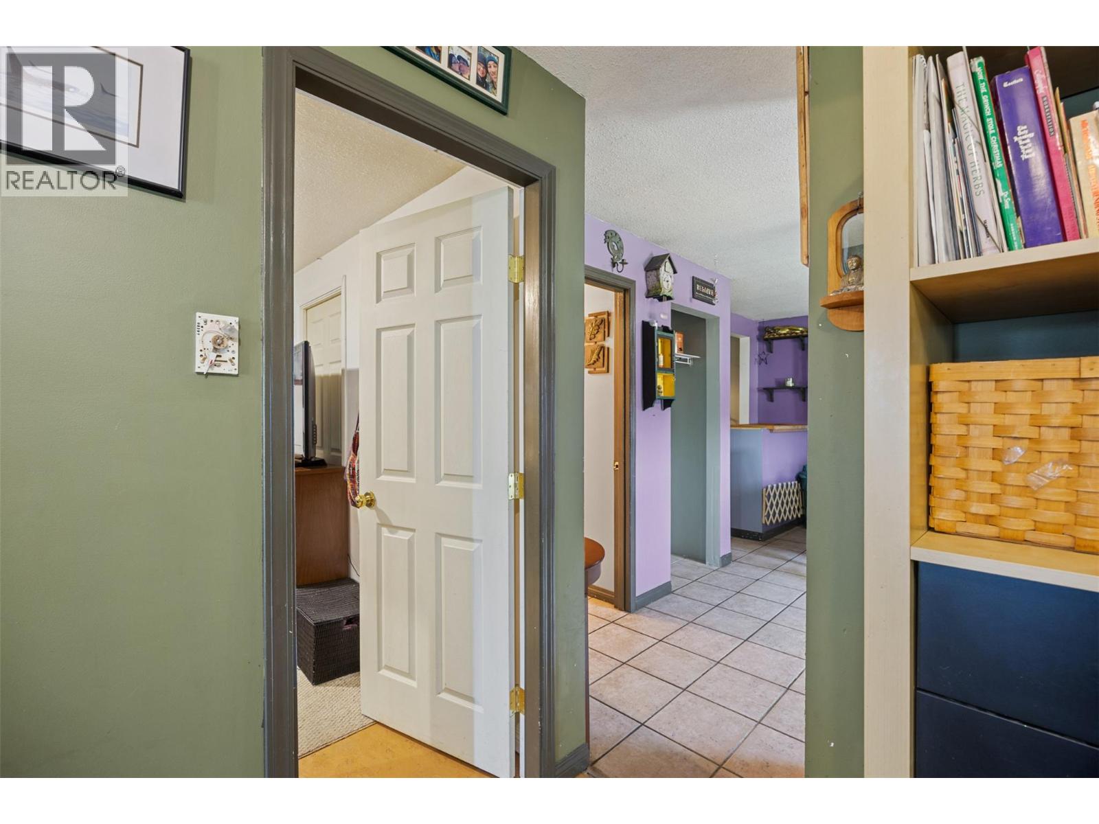  2287 Granite Avenue, Merritt