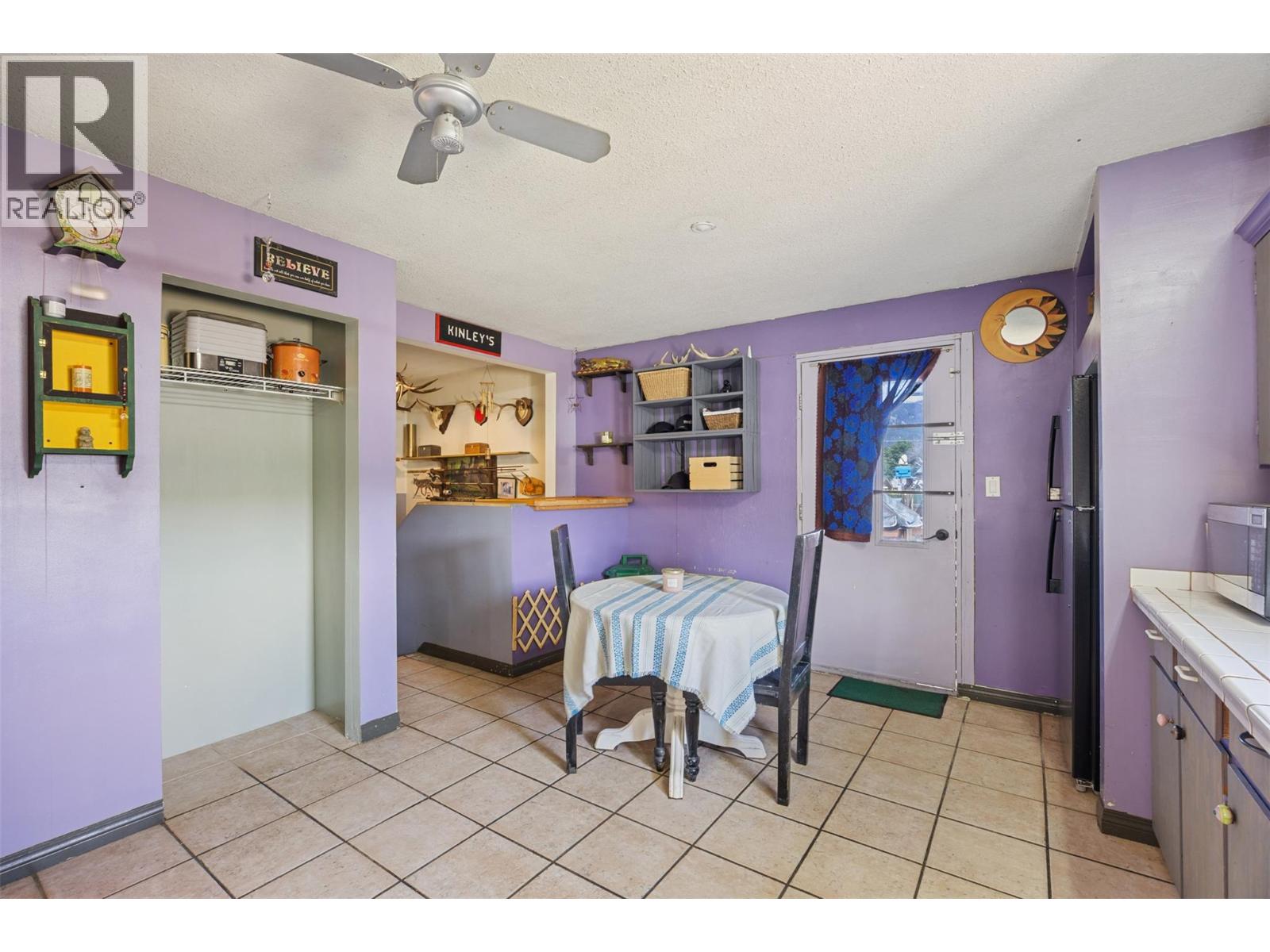  2287 Granite Avenue, Merritt