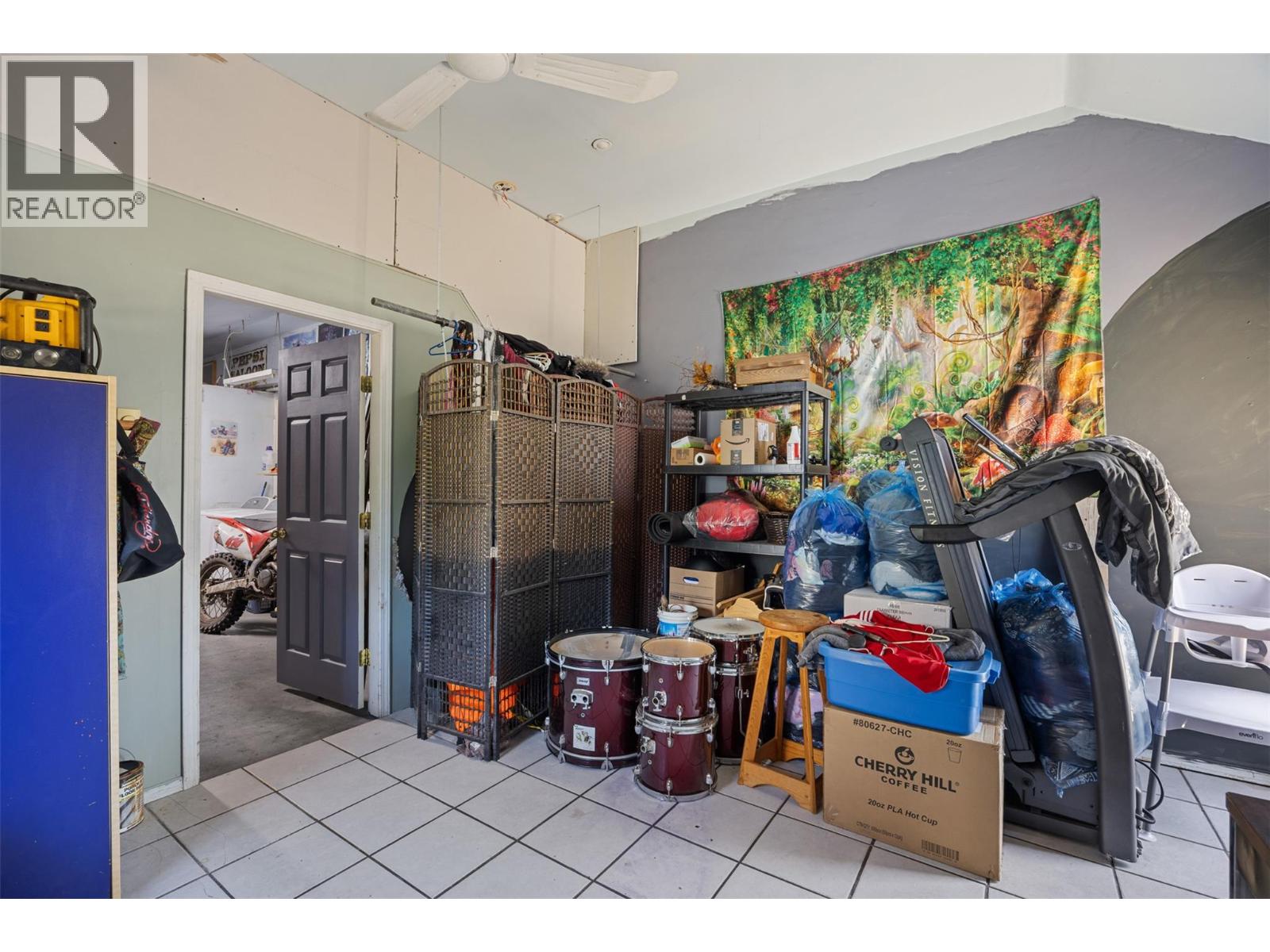  2287 Granite Avenue, Merritt