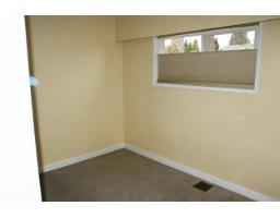 8722 154a Street, Surrey, BC V3S3N9 Photo 9