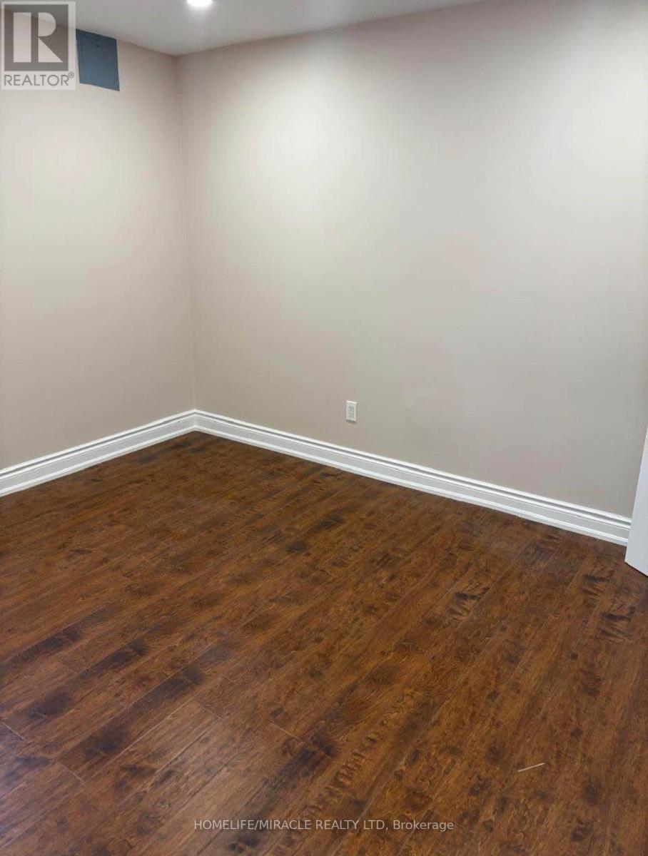 BSMT - 873 PHILBROOK DRIVE - Photo 5 of 13, Milton (CO Coates), Ontario