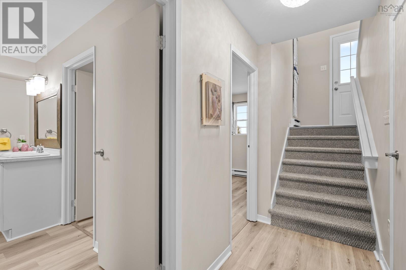 Property 23 of 46 of 28 Tutor Court