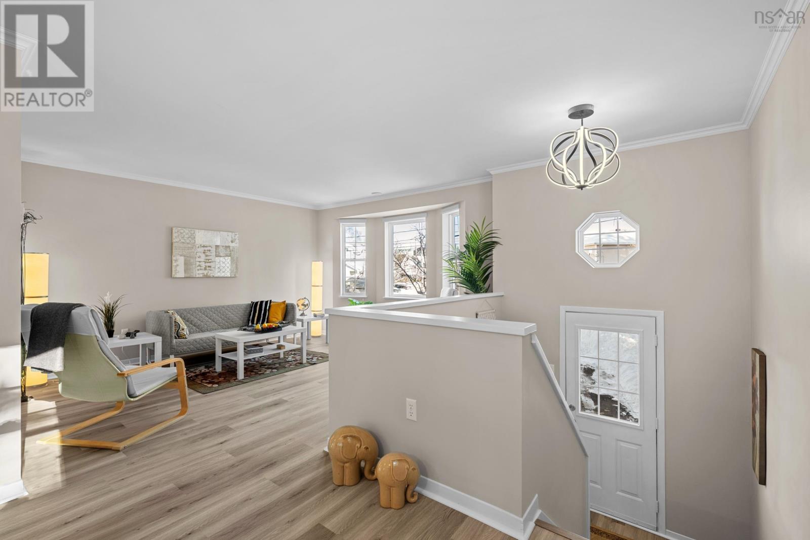 Property 5 of 46 of 28 Tutor Court