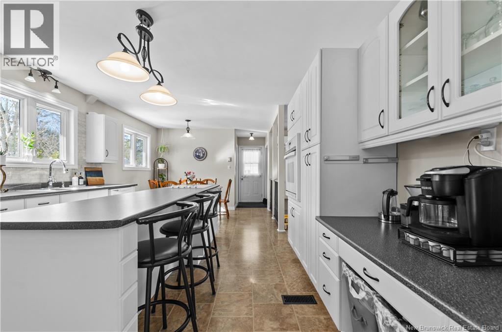 16 Baker Brook Court - Photo 5 of 47, New Maryland, New Brunswick