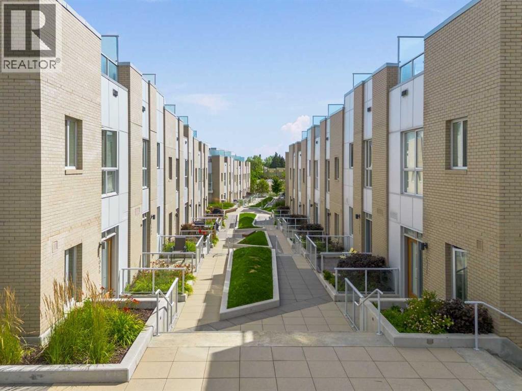 Single Family House for Sale in  Kovitz Lane NW University District Calgary 