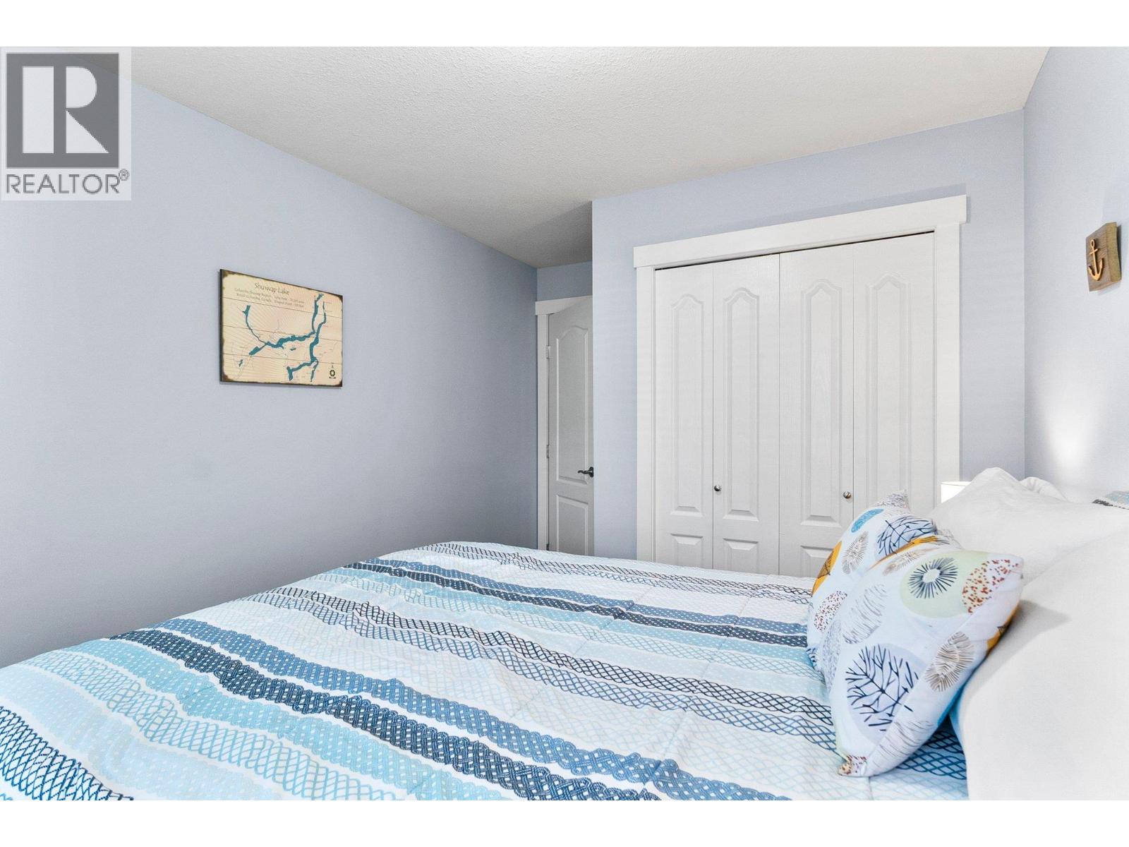 112 1002 Riverside Avenue, Sicamous