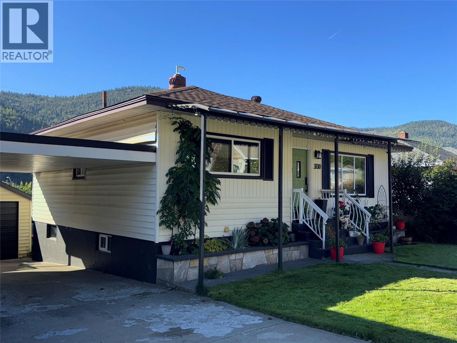 3130 Iris Crescent, Trail