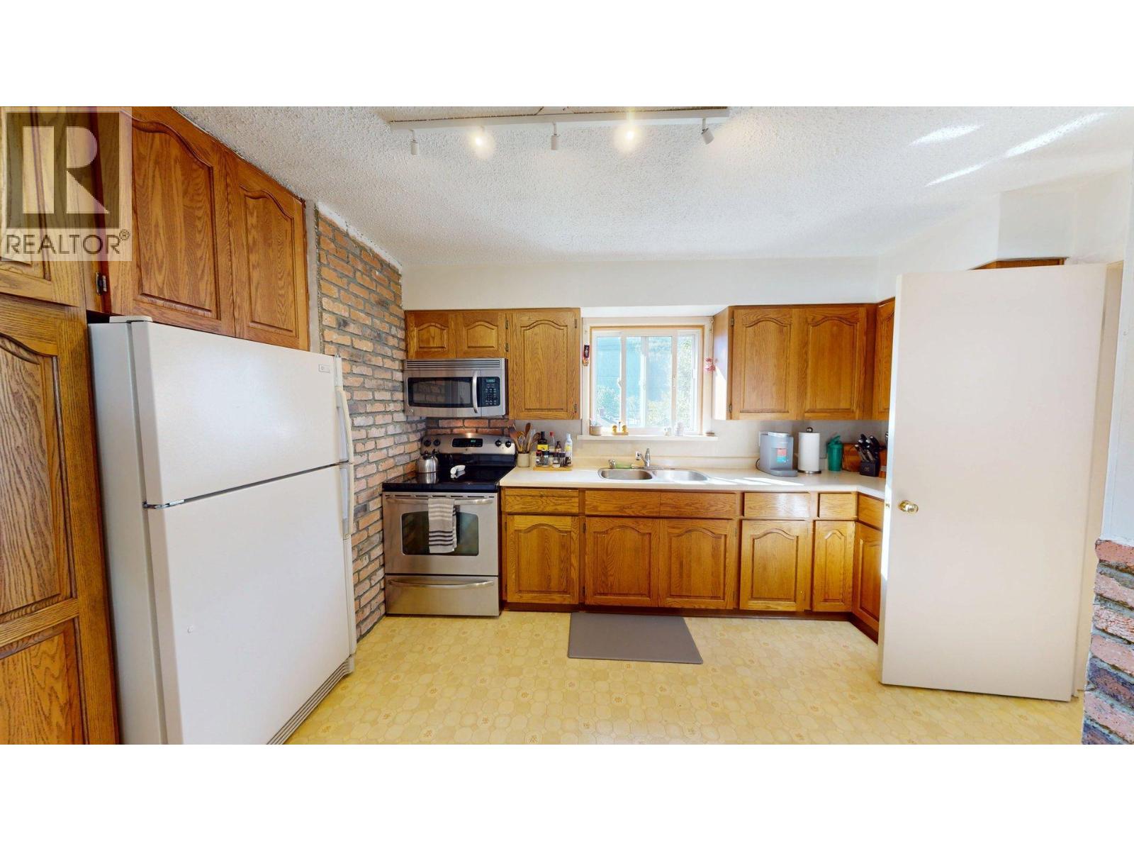 3130 Iris Crescent, Trail