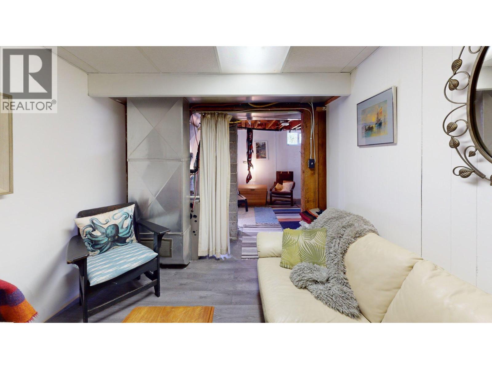 3130 Iris Crescent, Trail