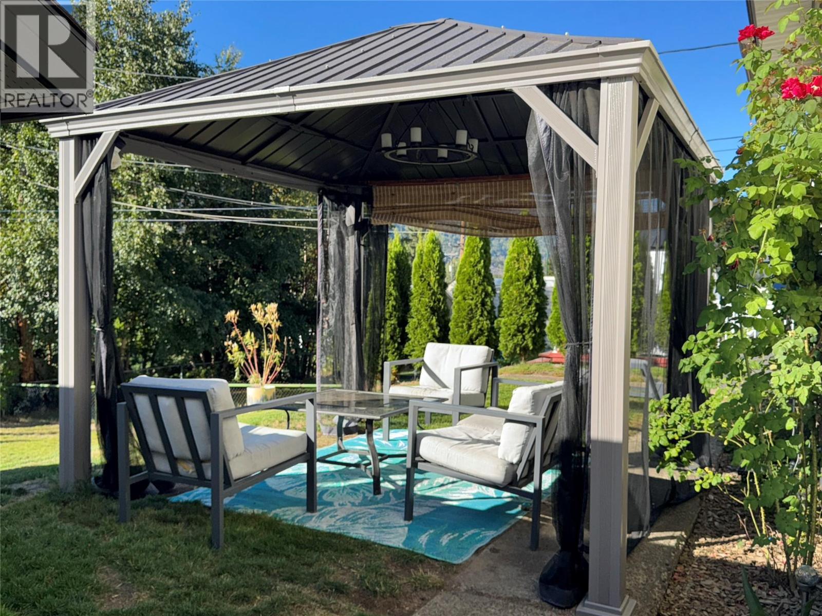 3130 Iris Crescent, Trail