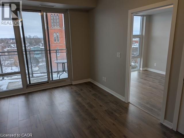 #703 85 DUKE STREET W - 15