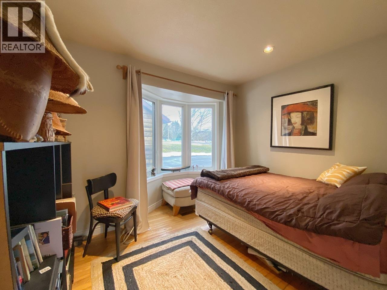 4805 STRATHERN Road, Hazelton