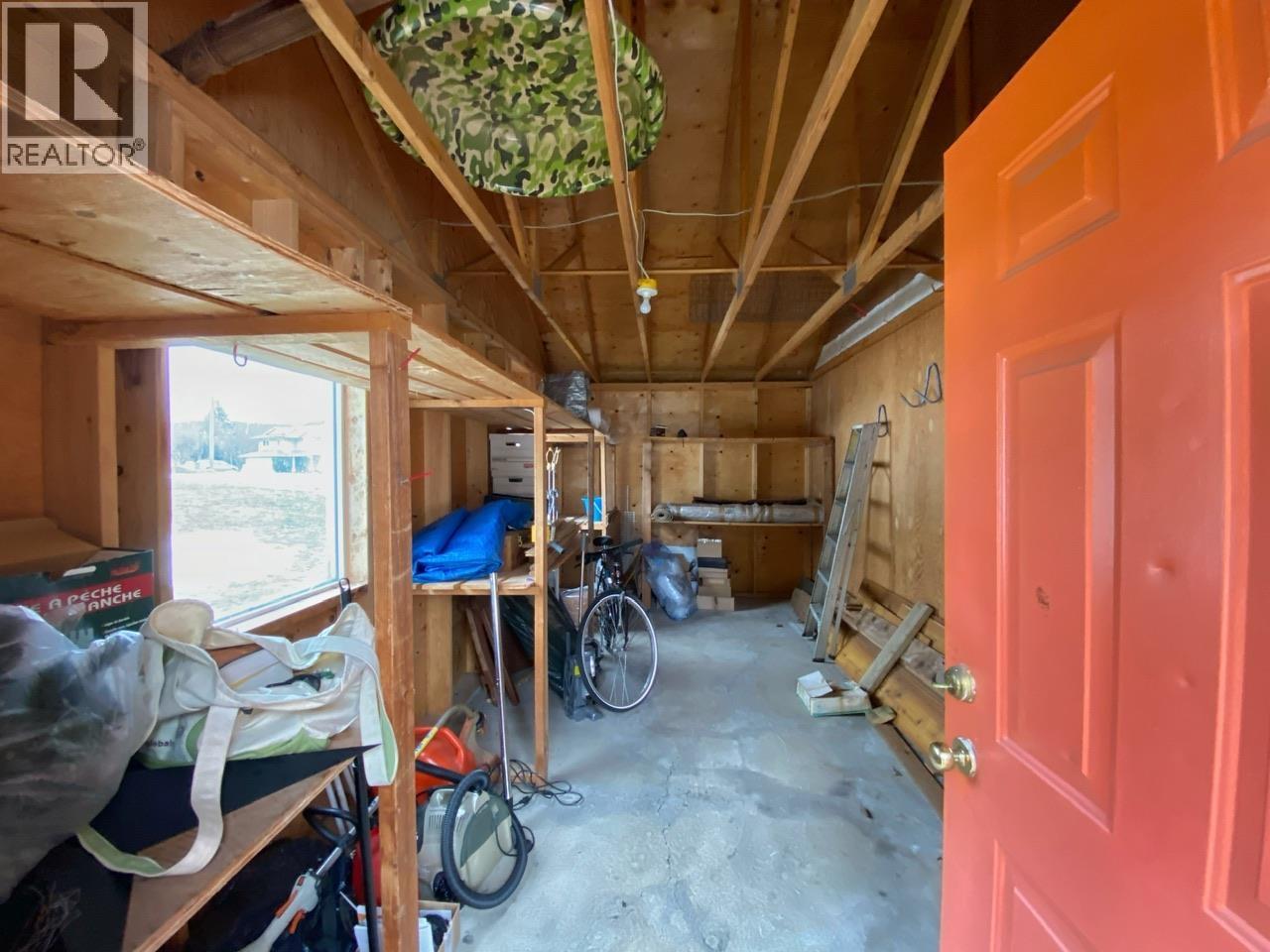 4805 STRATHERN Road, Hazelton