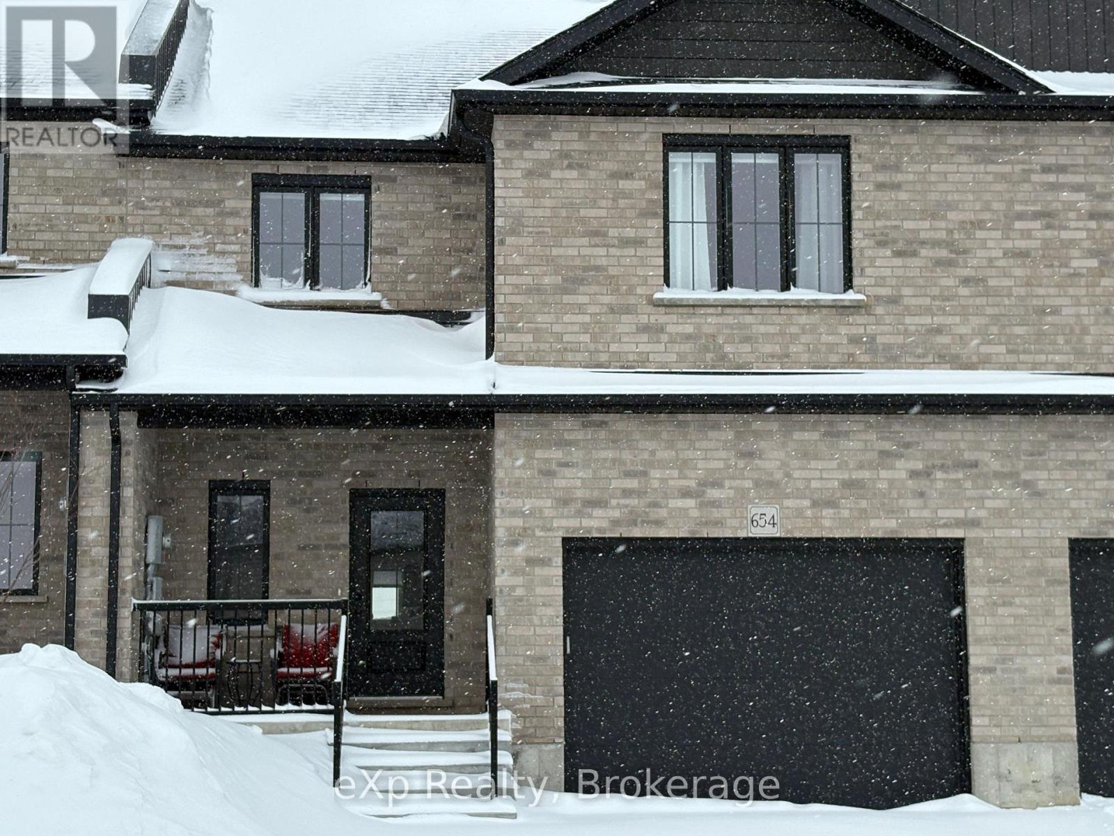 654 WRAY AVENUE S - Photo 2 of 35, North Perth (Listowel), Ontario