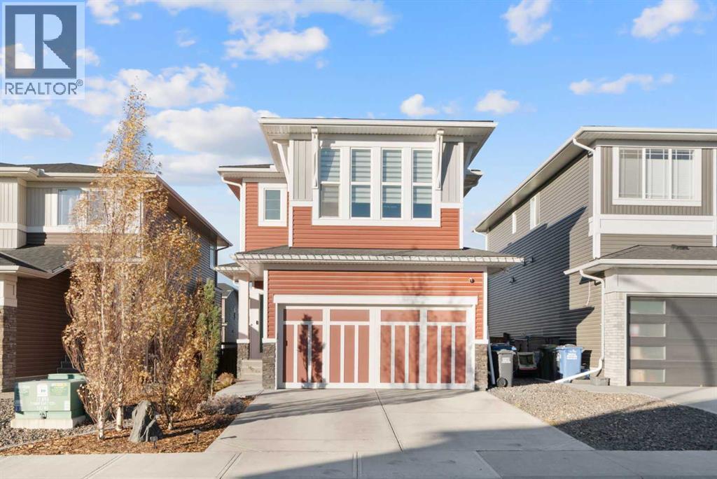 96 Emberside Glen, Cochrane