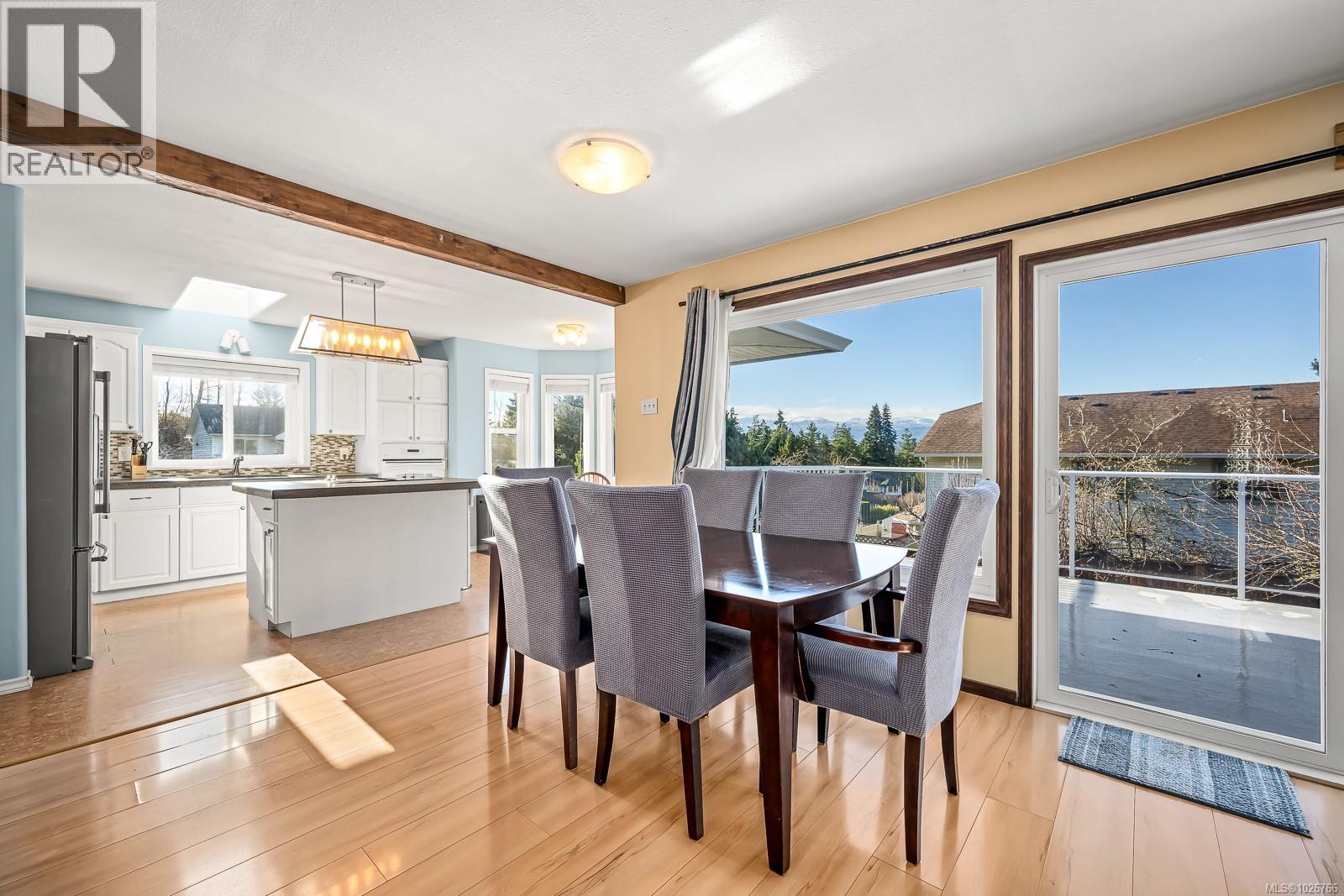 398 Panorama Cres, Courtenay