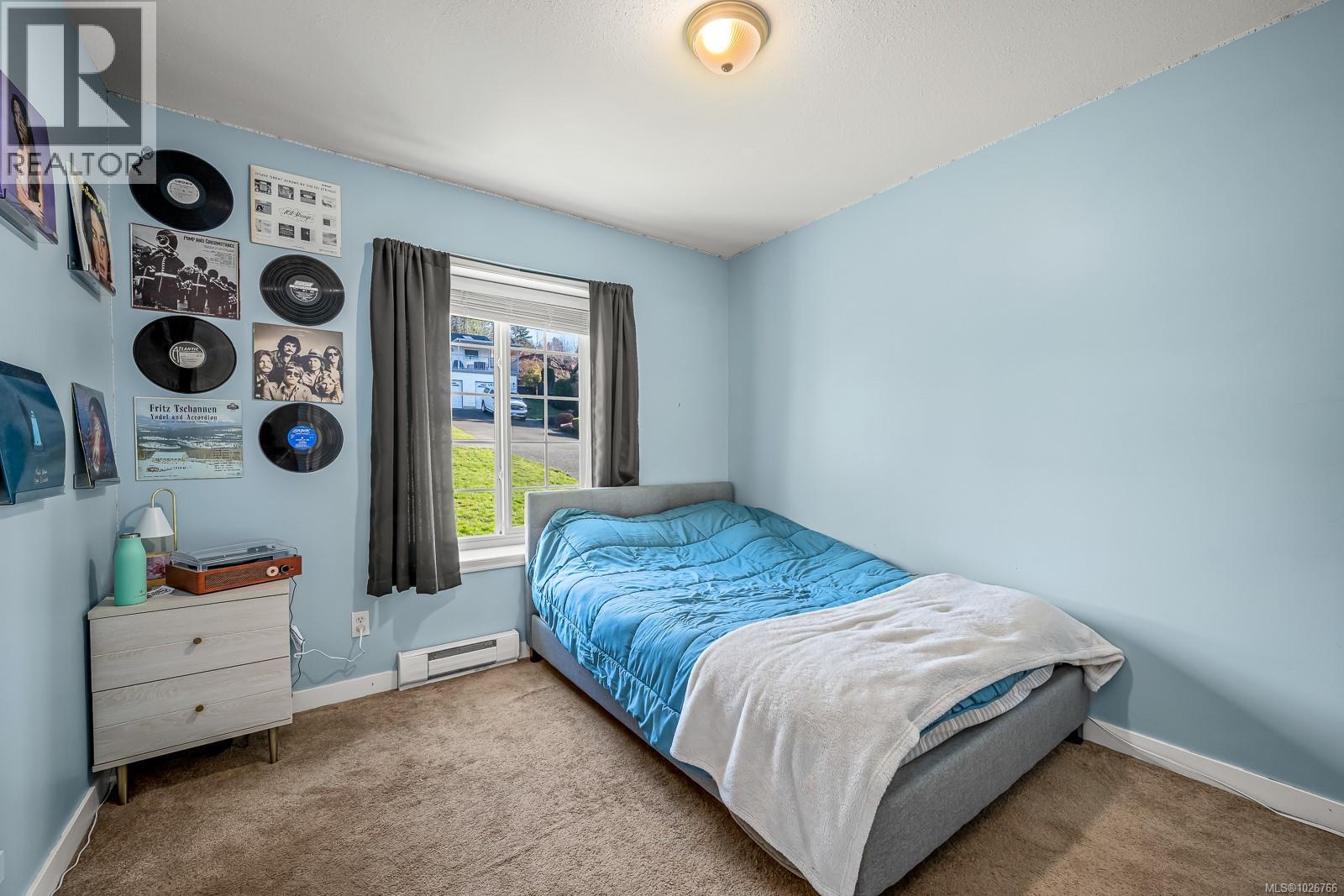 398 Panorama Cres, Courtenay