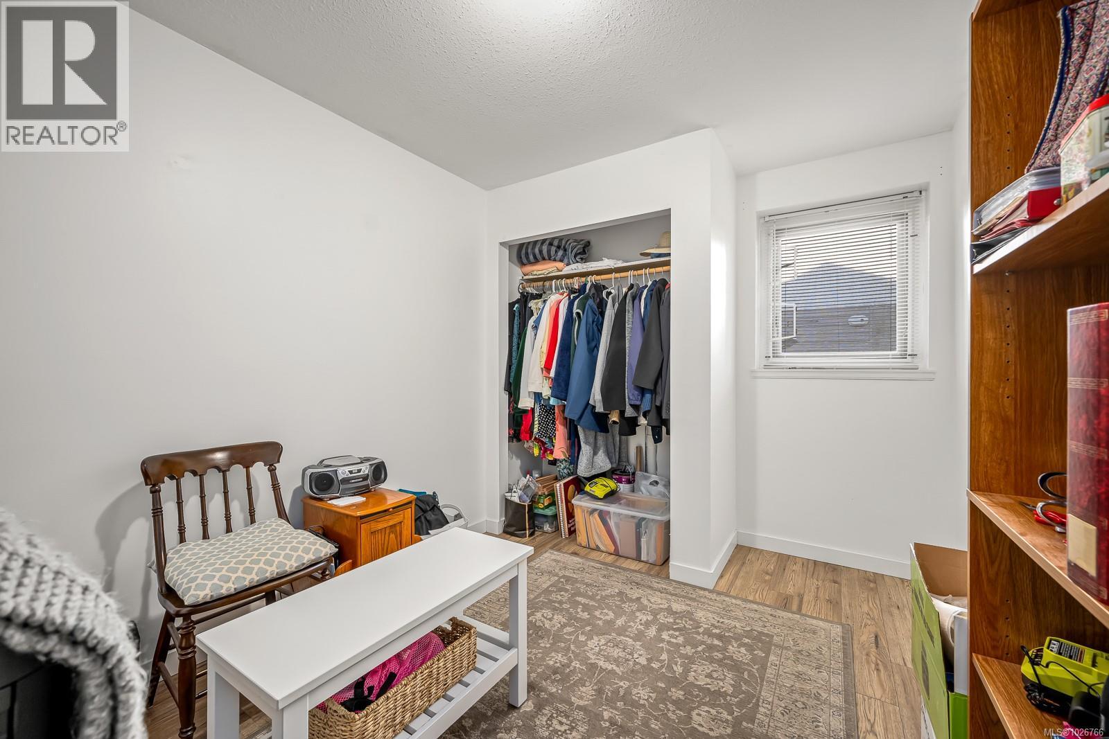 398 Panorama Cres, Courtenay