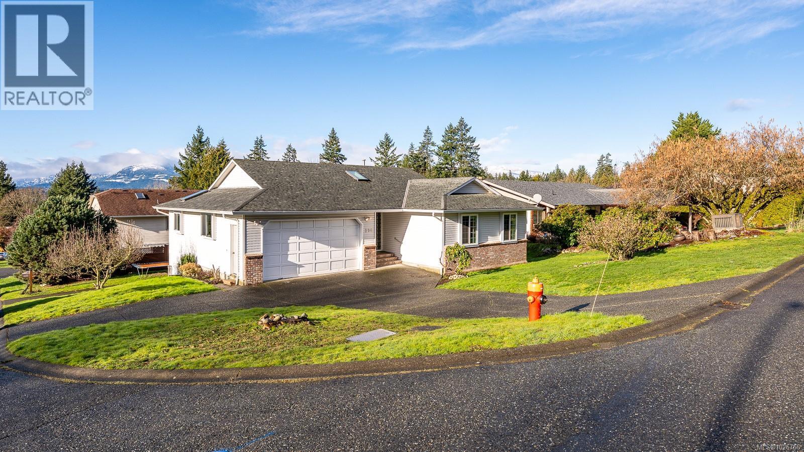 398 Panorama Cres - 1