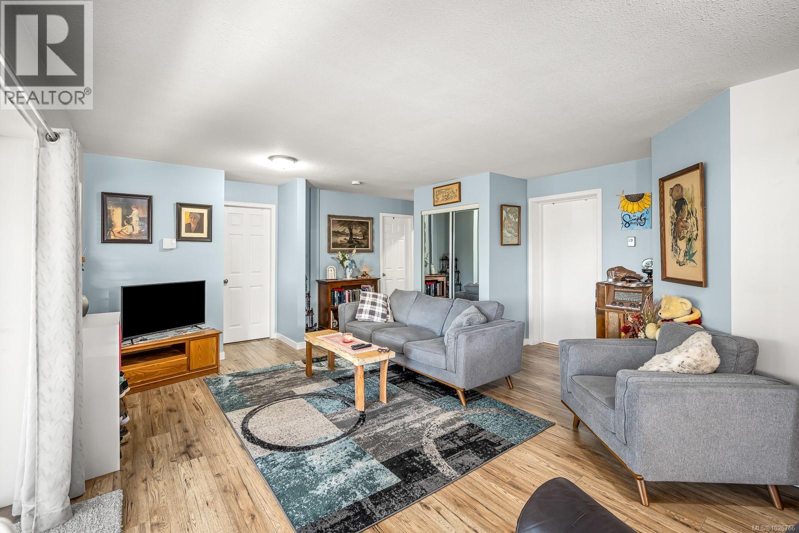 398 Panorama Cres, Courtenay